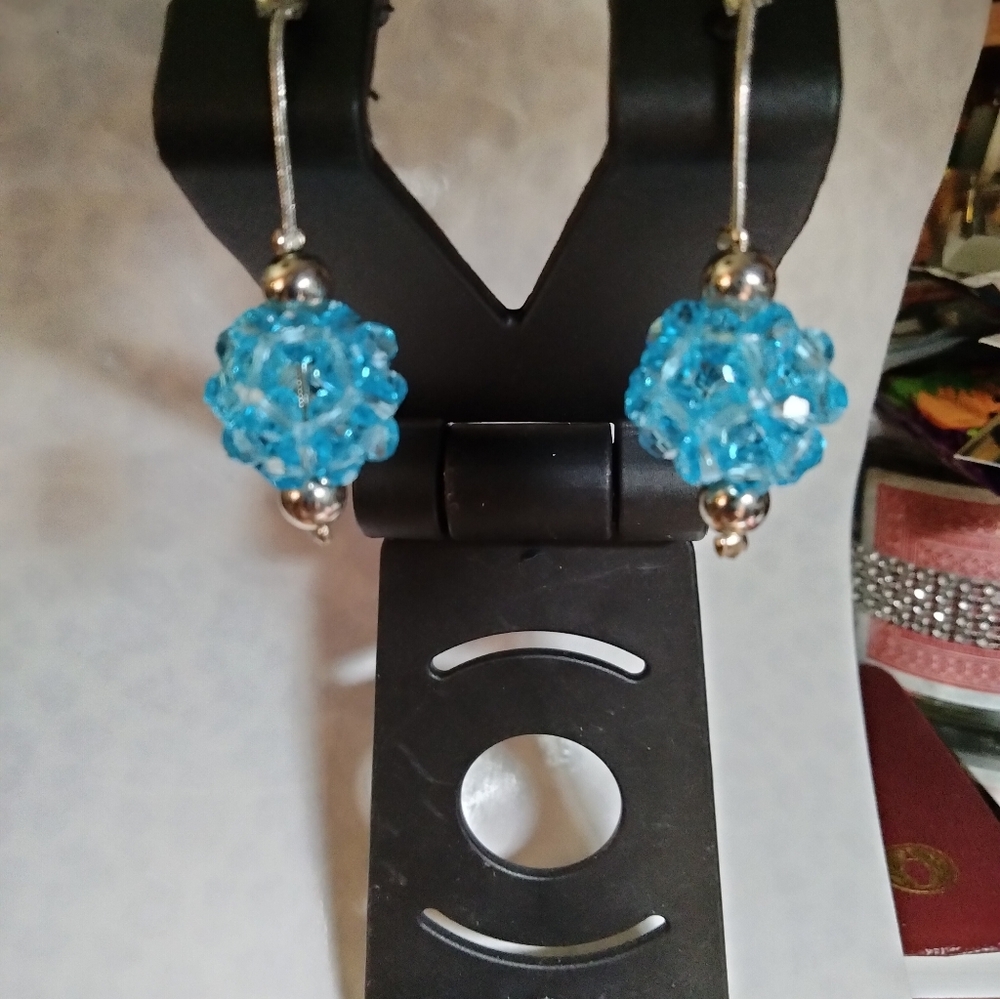 Pierced Earring bundle - Picture 2 of 4